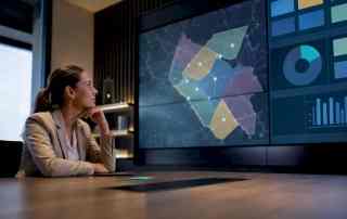 GIS-Dashboard mit Kartenebenen und Kennzahlen zu Energieprojekten