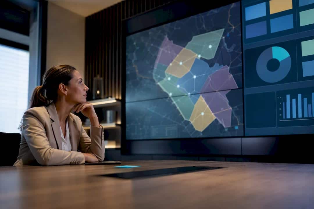 GIS-Dashboard mit Kartenebenen und Kennzahlen zu Energieprojekten